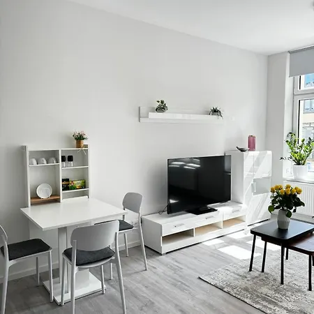 Modernes Apartment Am Marienplatz Schwerin  Exterior photo